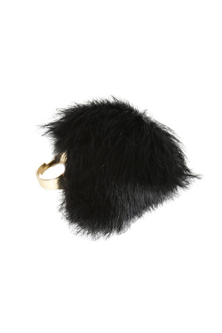 Fluffy Pom Pom Ring